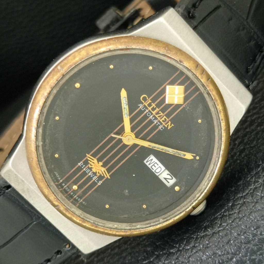 Vintage 1979 Citizen Automatic Mens Silver Watch WDaydate  Gold Accents
